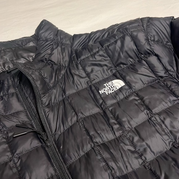 The North Face ThermoBall Jacket - Picture 2 of 5